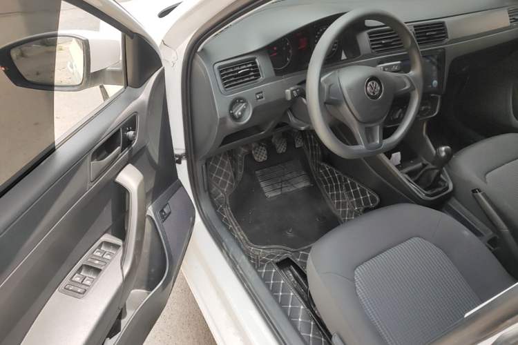 Used Volkswagen Santana 2021 1.5L Manual Fashion Edition Driver Seat