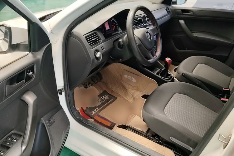 Used Volkswagen Santana 2021 1.5L Manual Fashion Edition Driver Seat
