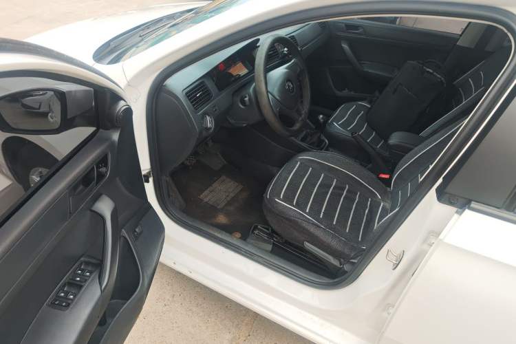 Used Volkswagen Santana 2021 1.5L Manual Fashion Edition Driver Seat