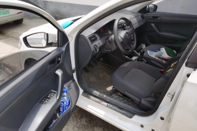 Used Volkswagen Santana 2021 1.5L Manual Fashion Edition Driver Seat
