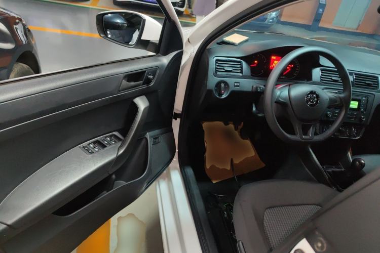 Used Volkswagen Santana 2021 1.5L Manual Fashion Edition Driver Seat