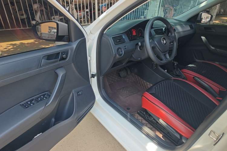 Used Volkswagen Santana 2021 1.5L Automatic Fashion Edition Driver Seat
