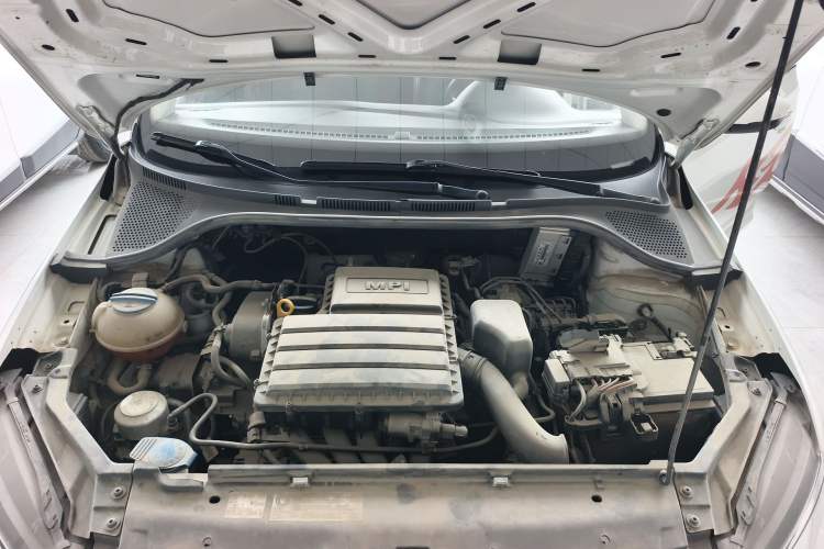 Used Volkswagen Santana 2021 1.5L Automatic Fashion Edition Engine Bay