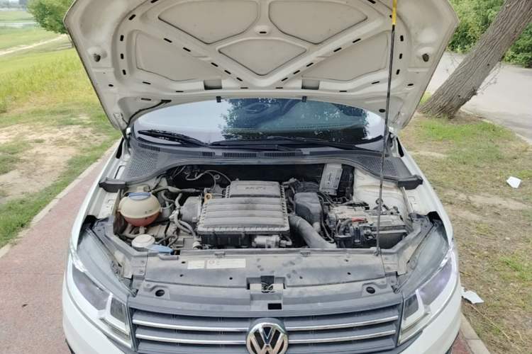 Used Volkswagen Santana 2021 1.5L Automatic Fashion Edition Engine Bay