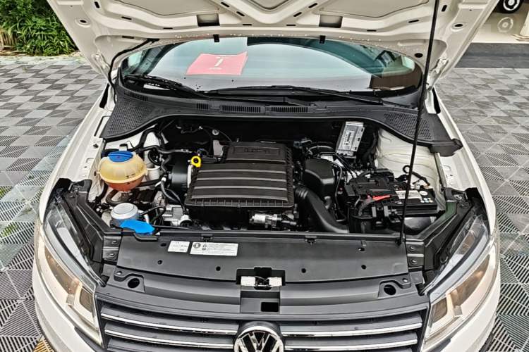 Used Volkswagen Santana 2021 1.5L Automatic Fashion Edition Engine Bay