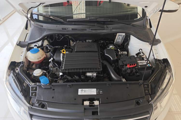 Used Volkswagen Santana 2021 1.5L Manual Fashion Edition Engine Bay