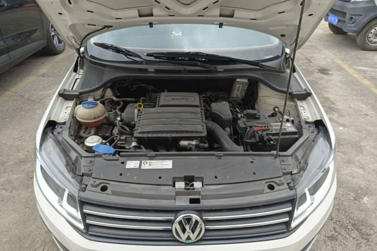 Used Volkswagen Santana 2021 1.5L Manual Fashion Edition Engine Bay