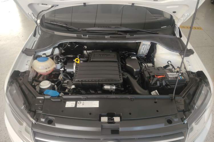 Used Volkswagen Santana 2021 1.5L Manual Fashion Edition Engine Bay