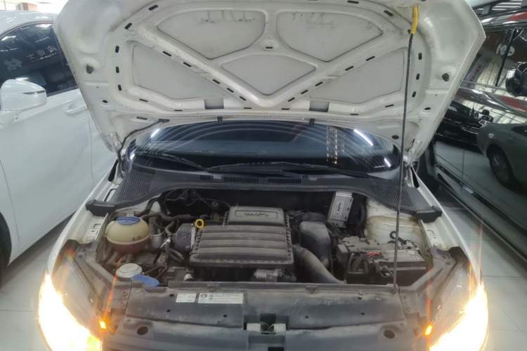 Used Volkswagen Santana 2021 1.5L Manual Fashion Edition Engine Bay