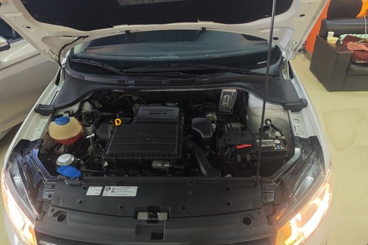 Used Volkswagen Santana 2021 1.5L Manual Fashion Edition Engine Bay