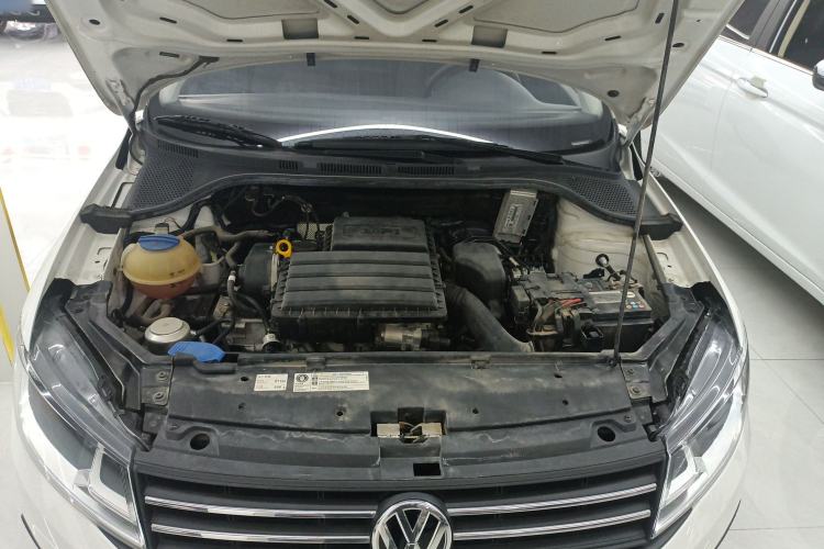 Used Volkswagen Santana 2021 1.5L Manual Fashion Edition Engine Bay