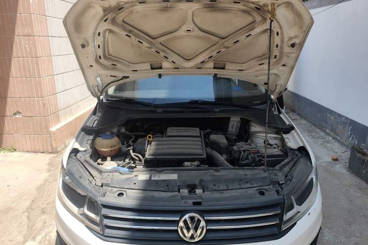 Used Volkswagen Santana 2021 1.5L Manual Fashion Edition Engine Bay