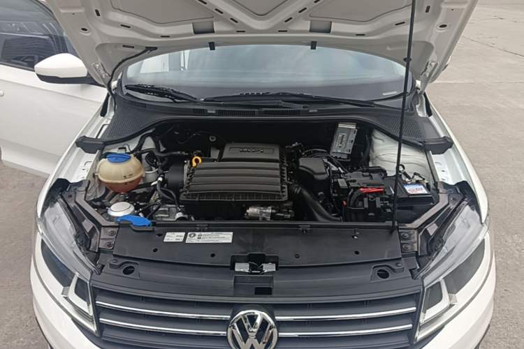 Used Volkswagen Santana 2021 1.5L Automatic Fashion Edition Engine Bay