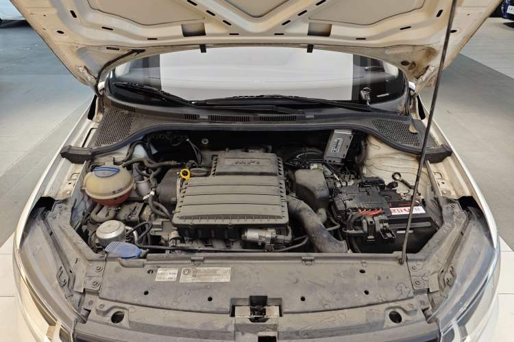 Used Volkswagen Santana 2021 1.5L Automatic Fashion Edition Engine Bay