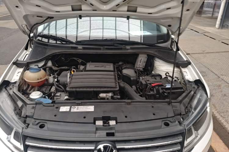 Used Volkswagen Santana 2021 1.5L Automatic Fashion Edition Engine Bay