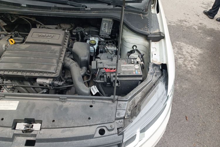 Used Volkswagen Santana 2021 1.5L Manual Fashion Edition Engine Bay Left