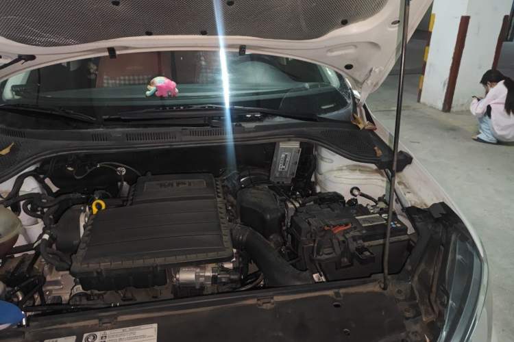 Used Volkswagen Santana 2021 1.5L Automatic Fashion Edition Engine Bay Left