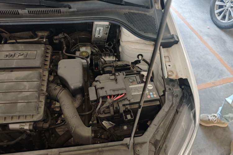 Used Volkswagen Santana 2021 1.5L Automatic Fashion Edition Engine Bay Left