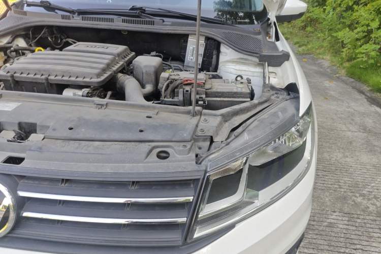 Used Volkswagen Santana 2021 1.5L Automatic Fashion Edition Engine Bay Left