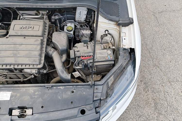 Used Volkswagen Santana 2021 1.5L Manual Fashion Edition Engine Bay Left