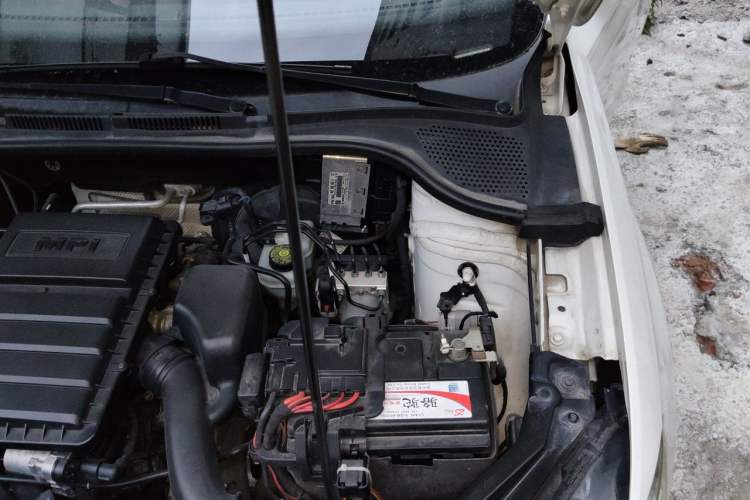 Used Volkswagen Santana 2021 1.5L Manual Fashion Edition Engine Bay Left