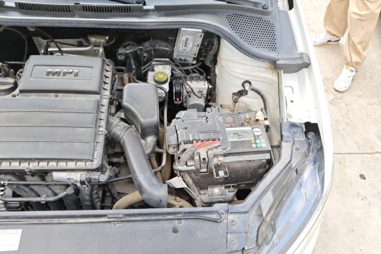 Used Volkswagen Santana 2021 1.5L Manual Fashion Edition Engine Bay Left