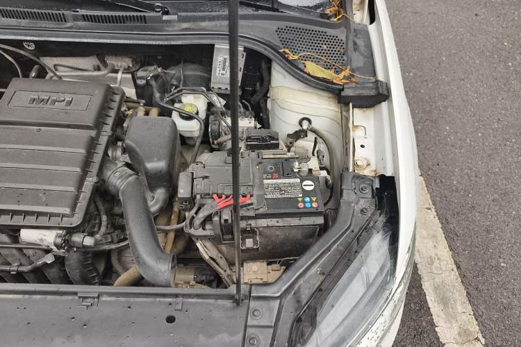 Used Volkswagen Santana 2021 1.5L Automatic Fashion Edition Engine Bay Left