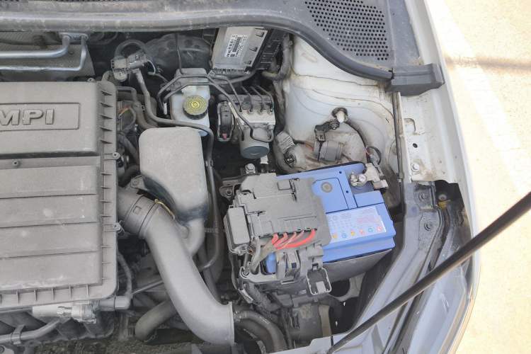 Used Volkswagen Santana 2021 1.5L Manual Fashion Edition Engine Bay Left
