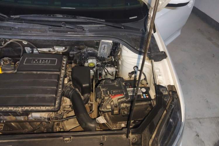 Used Volkswagen Santana 2021 1.5L Manual Fashion Edition Engine Bay Left