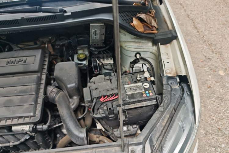 Used Volkswagen Santana 2021 1.5L Manual Fashion Edition Engine Bay Left