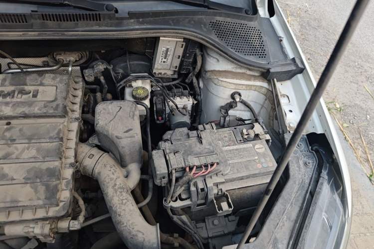 Used Volkswagen Santana 2021 1.5L Manual Fashion Edition Engine Bay Left