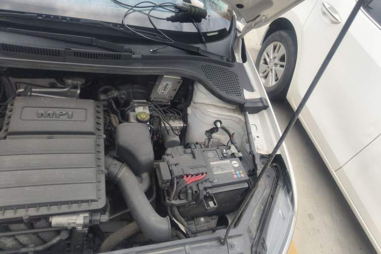 Used Volkswagen Santana 2021 1.5L Manual Fashion Edition Engine Bay Left