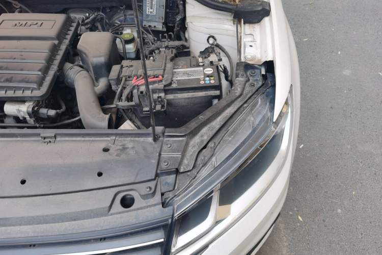 Used Volkswagen Santana 2021 1.5L Automatic Fashion Edition Engine Bay Left