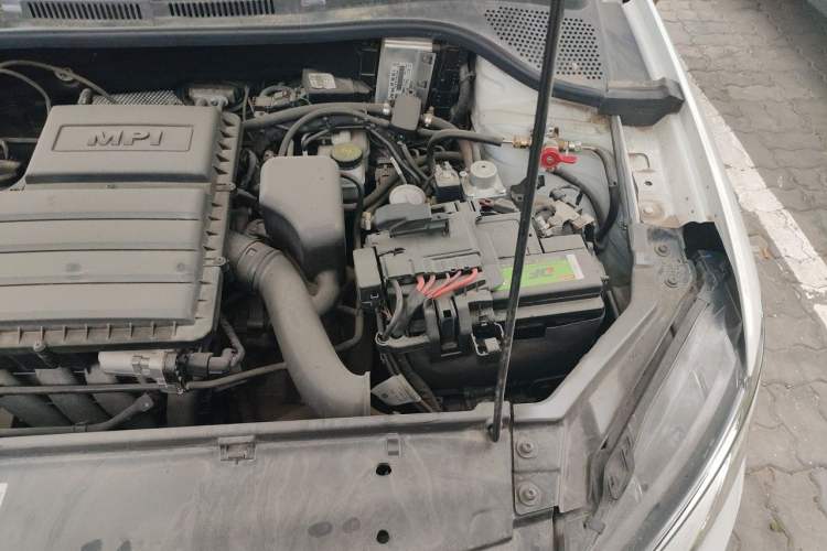 Used Volkswagen Santana 2021 1.5L Manual Fashion Edition Engine Bay Left