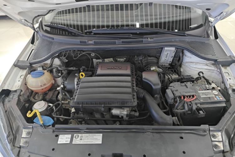 Used Volkswagen Santana 2021 1.5L Automatic Fashion Edition Engine Bay