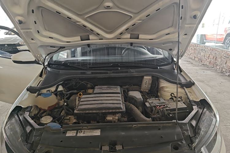 Used Volkswagen Santana 2021 1.5L Manual Fashion Edition Engine Bay