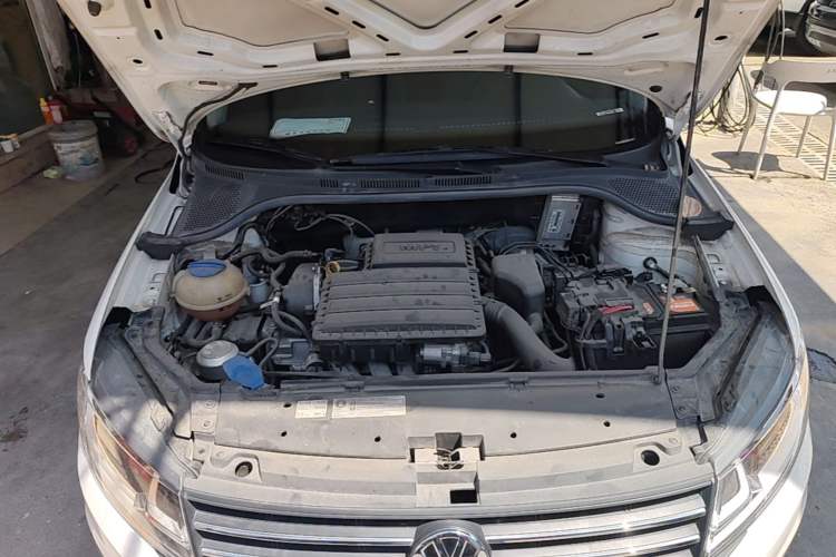 Used Volkswagen Santana 2021 1.5L Automatic Fashion Edition Engine Bay