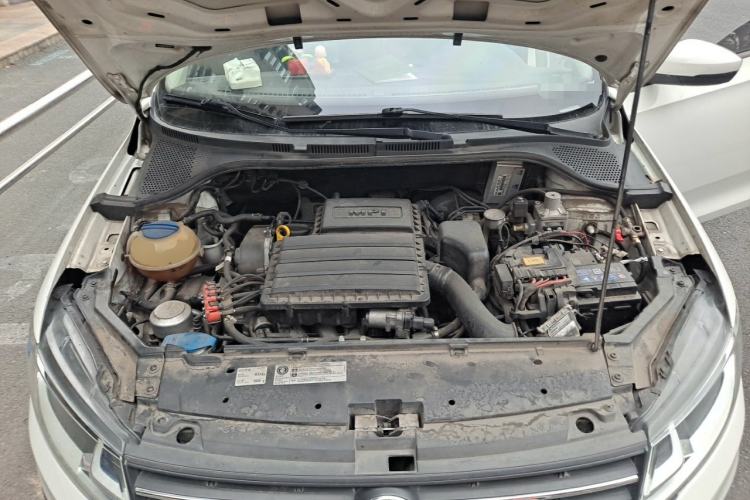 Used Volkswagen Santana 2021 1.5L Automatic Fashion Edition Engine Bay