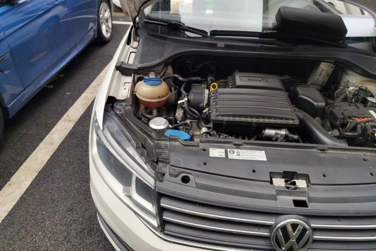 Used Volkswagen Santana 2021 1.5L Manual Fashion Edition Engine Bay Right