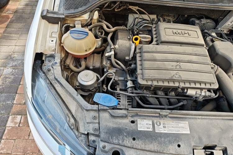 Used Volkswagen Santana 2021 1.5L Automatic Fashion Edition Engine Bay Right