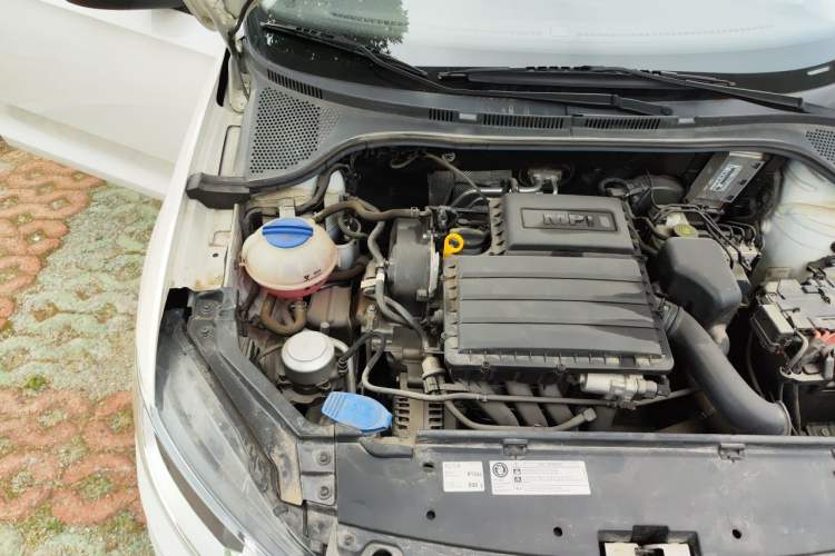 Used Volkswagen Santana 2021 1.5L Manual Fashion Edition Engine Bay Right