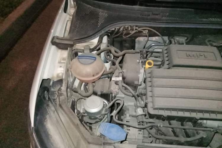 Used Volkswagen Santana 2021 1.5L Manual Fashion Edition Engine Bay Right