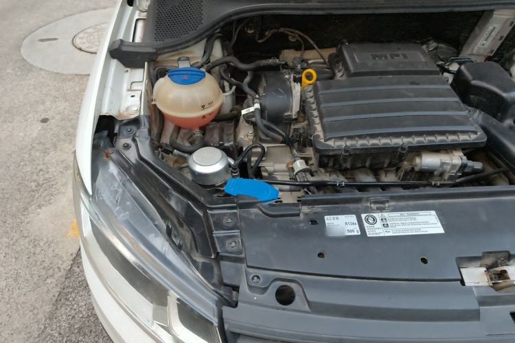 Used Volkswagen Santana 2021 1.5L Manual Fashion Edition Engine Bay Right