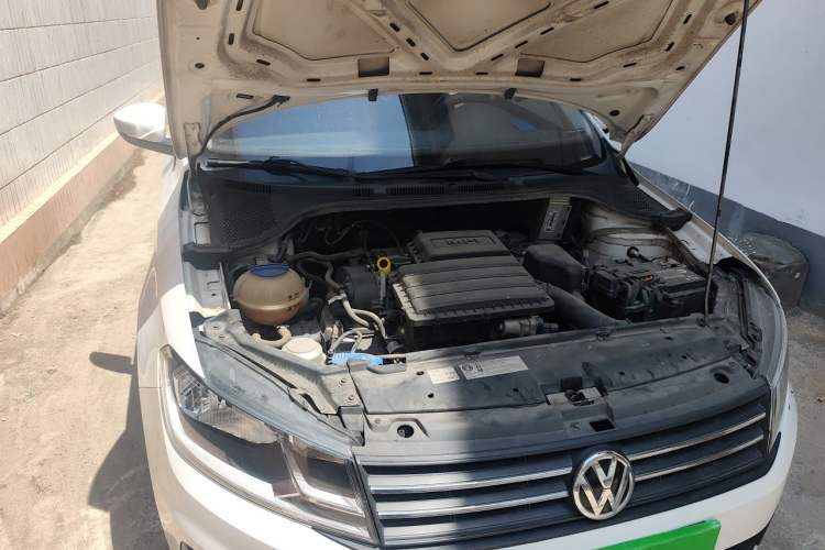 Used Volkswagen Santana 2021 1.5L Manual Fashion Edition Engine Bay Right
