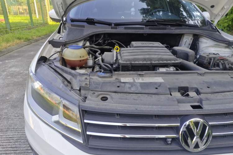 Used Volkswagen Santana 2021 1.5L Automatic Fashion Edition Engine Bay Right