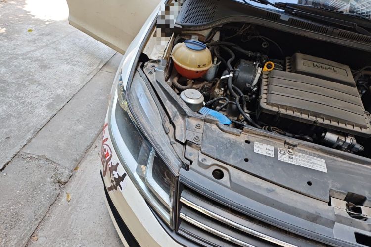 Used Volkswagen Santana 2021 1.5L Manual Fashion Edition Engine Bay Right
