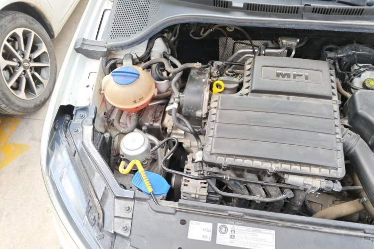 Used Volkswagen Santana 2021 1.5L Manual Fashion Edition Engine Bay Right
