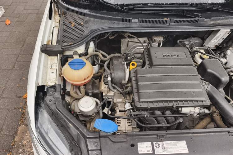 Used Volkswagen Santana 2021 1.5L Automatic Fashion Edition Engine Bay Right