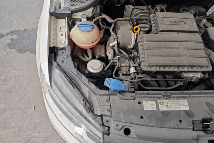 Used Volkswagen Santana 2021 1.5L Manual Fashion Edition Engine Bay Right