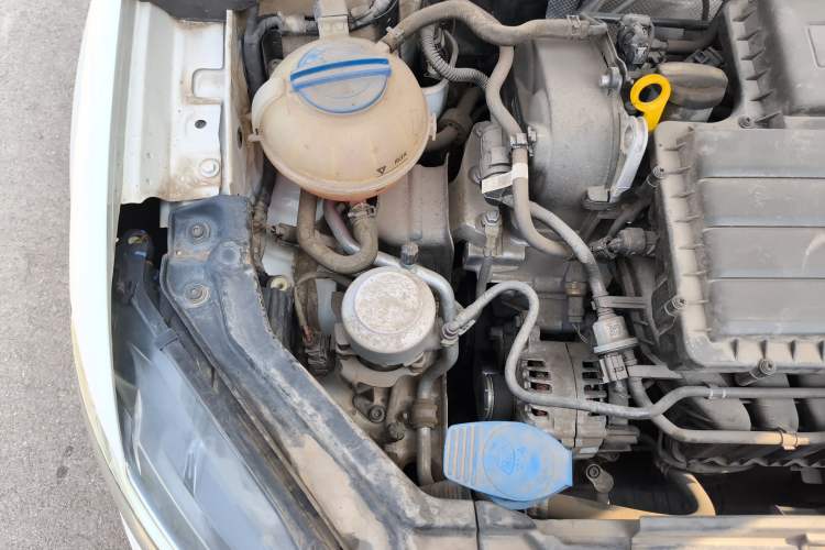 Used Volkswagen Santana 2021 1.5L Automatic Fashion Edition Engine Bay Right